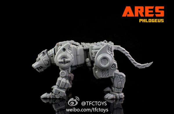 TFC Toys Predacons Conabus And Phlogeus New Images Of Not Predacon Figures  (25 of 27)